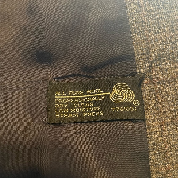 Navy Plaid Suit - Picture 7 of 13